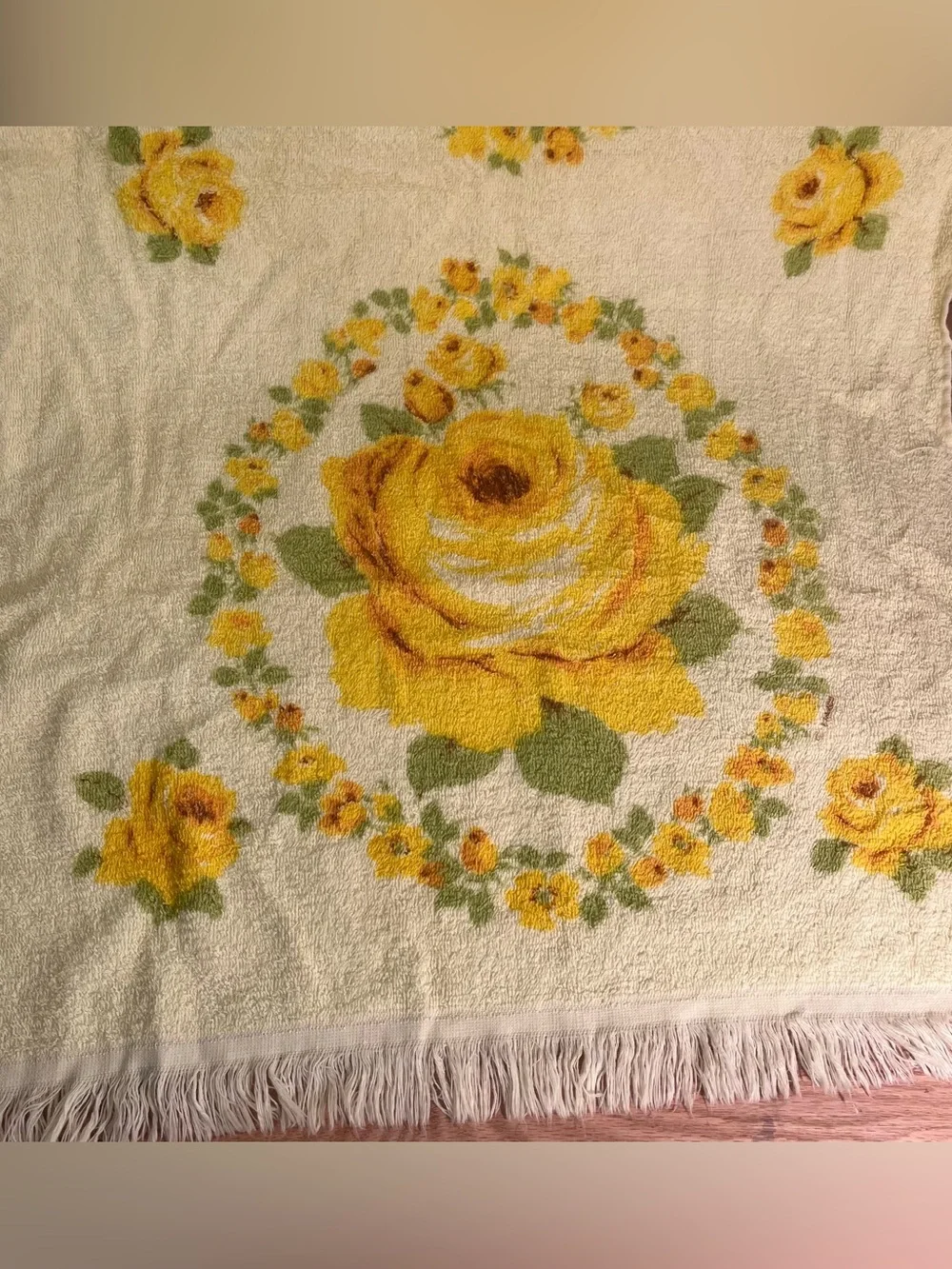 VTG Cannon 70s Yellow Rose Floral Cotton Bath Towel With Fringe Edge Mcm USA